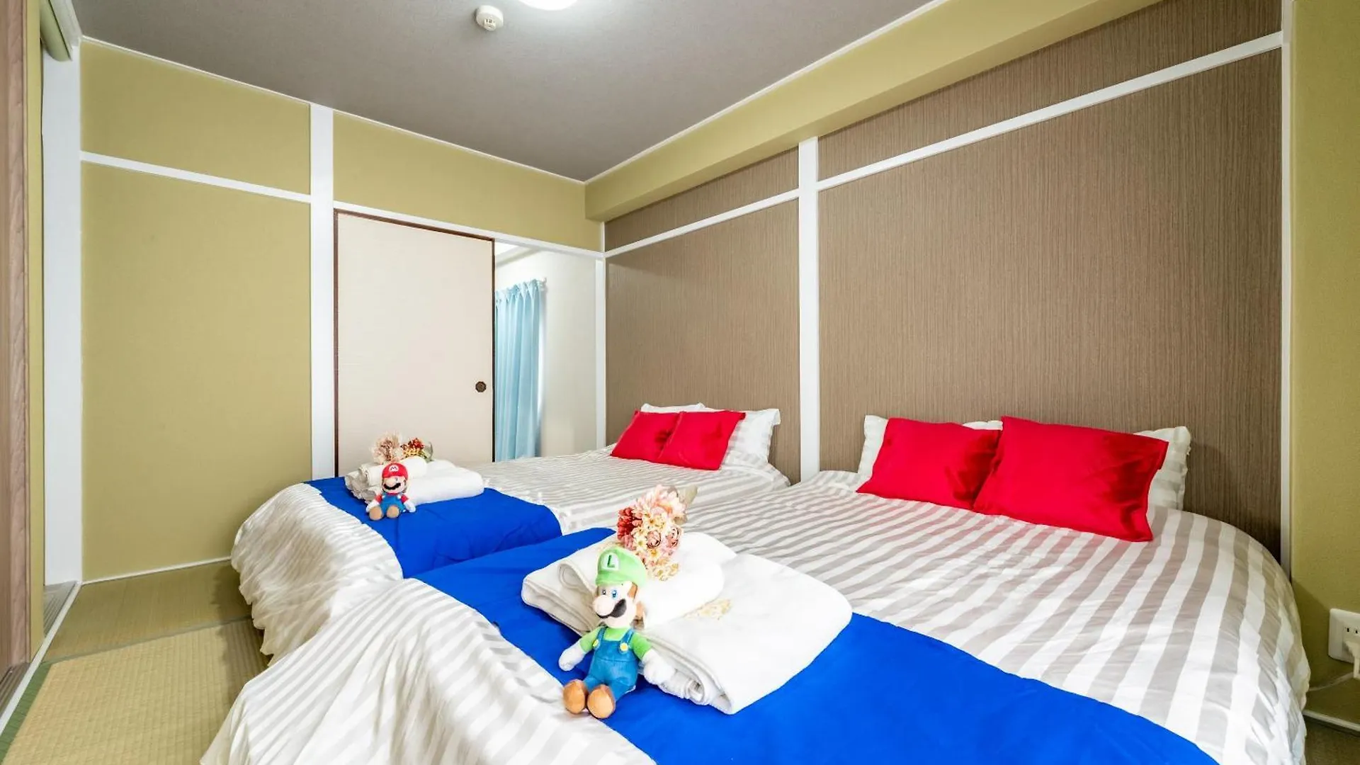 Apartment 0102 Newly Opened Hotel Baika Family Friendly Free Parking 10 Minutes To Usj 102 Osaka Japan